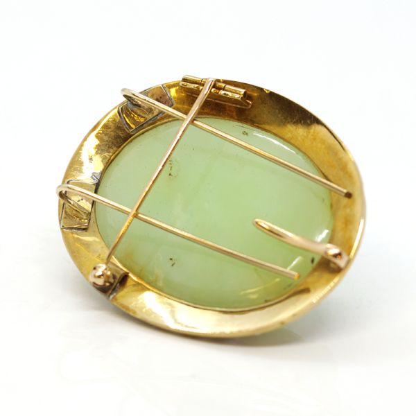 Brosche Antik 750er Gold mit Kamee aus Jade und Barocker Perle Handarbeit (13620)