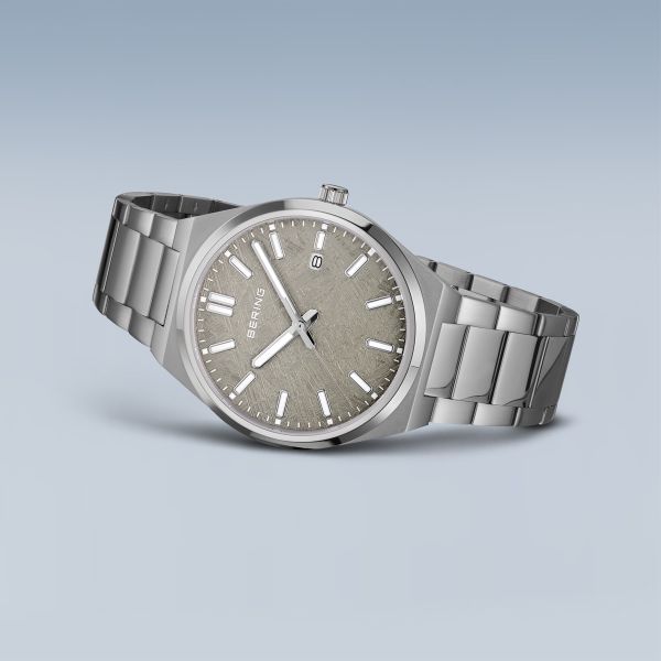 BERING Herren Armbanduhr Classic grau gebürstet 17639-777 NEU