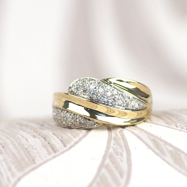 Gelbgold 585er Diamant circa 0,48ct Bandring mit Verlauf