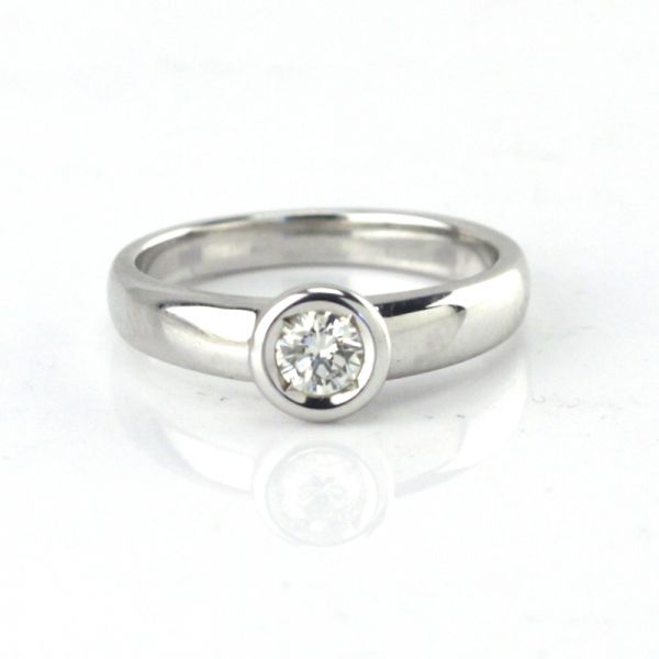 Solitär Brillant Ring 585er Weißgold 0,25 Ct Diamant im Brillantschliff GR 53,5 NEU (6679)