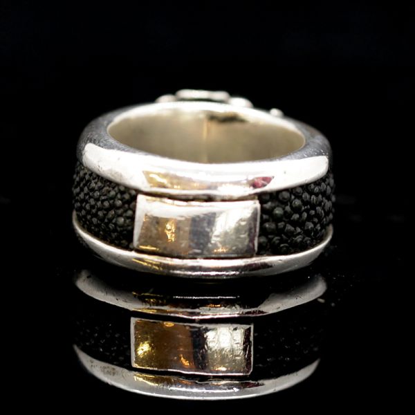 Ring "BIG CROSS" 925er Silber Onyx Rochenleder Gr 70 by JJJ LA NEU