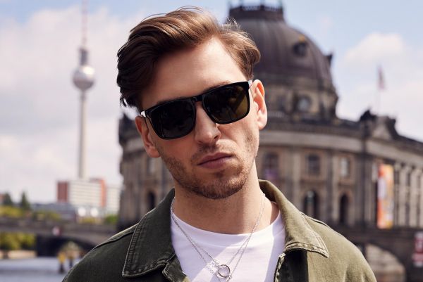 Lilienthal Berlin Sonnenbrille Tempelhofer Black Glossy Green S02-G01M-01Z NEU