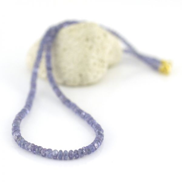 Tansanit Kette mit Verlauf 585er Gelbgold Karabiner Verschluß 45 cm