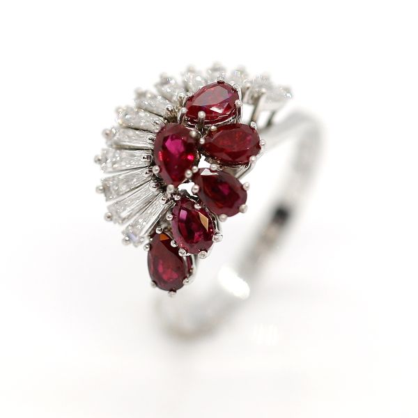 Cocktail Ring 750er Weißgold mit Diamanten und Burma Rubinen GR 64 (17343)