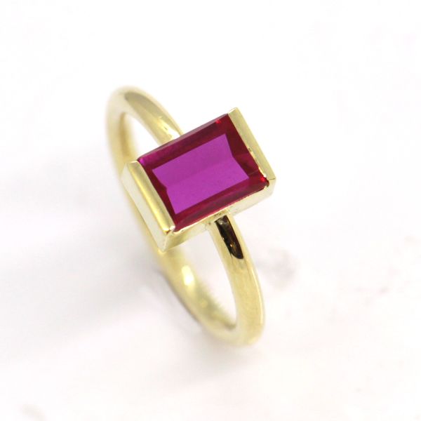 Rubin Ring 585er Gelbgold aus eigener Fertigung 2,7 Ct pinke Rubinsynthese GR 58 NEU
