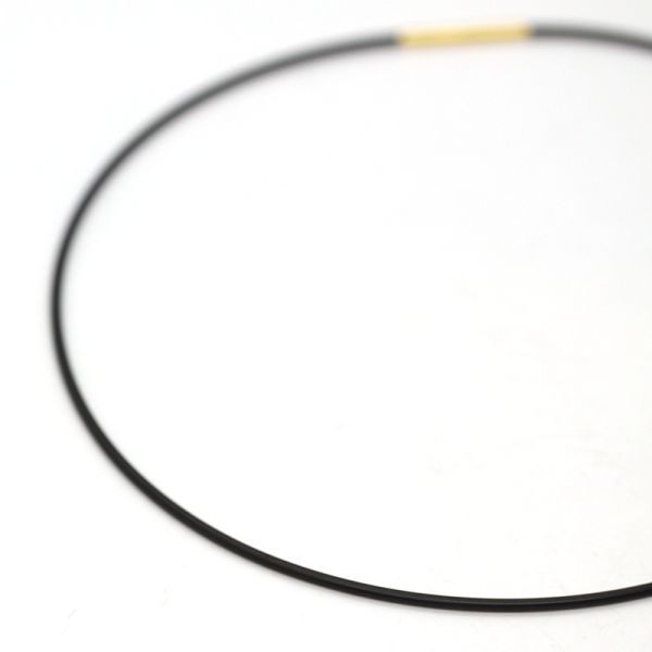 monomania Basic Collier Silikon schwarz 45 cm Ø 2 mm Bajonettverschluß goldfarbend NEU