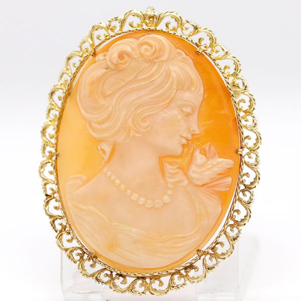 Großer Anhänger/ Brosche 585er Gelbgold mit Gemme gewölbt (26493)