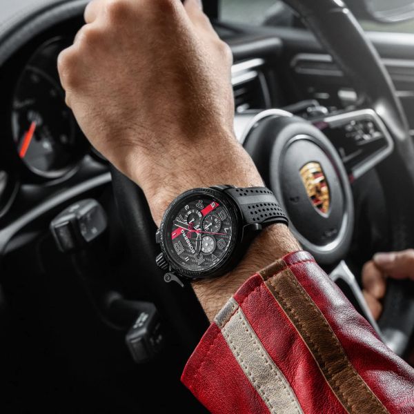 BOMBERG BOLT-68 Racing Carbon XR Chrono 45 mm Edelstahl PVD Black Silikonband BS45CHPBA.059-37.12 NE