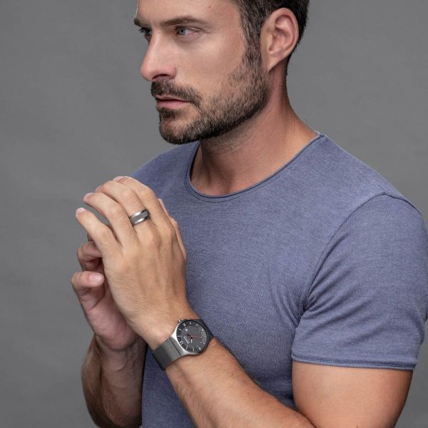 BERING Herren Armbanduhr Solar grau gebürstet Gift Set inkl. Armband 14440-073-A-GWP200 NEU