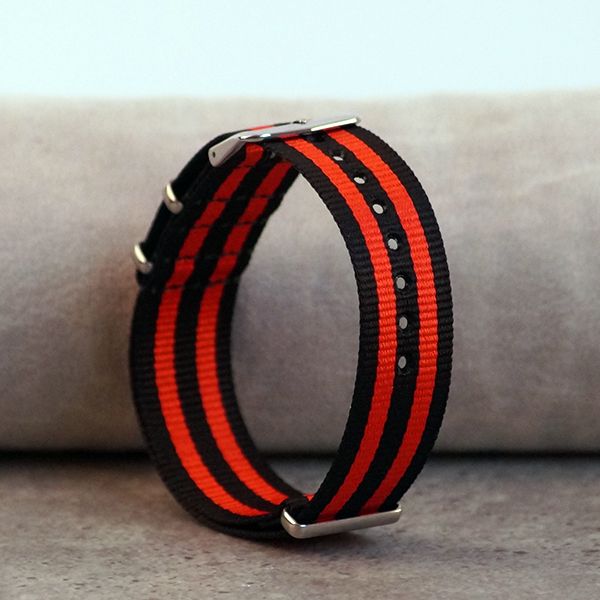Uhrenarmband Durchzugsband Textil Nylon schwarz/rot 20 mm
