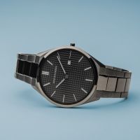: BERING Herren Armbanduhr : BERING Herren Armbanduhr Ultra Slim grau poliert/ gebürstet 17240-777 NEU