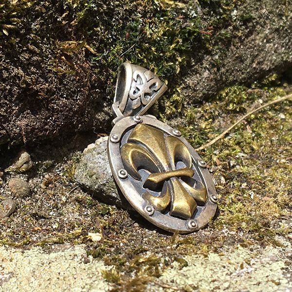 JJJ LA Anhänger "SMALL LILY BRONCE GOLD" 925er Silber kombiniert mit Bronze