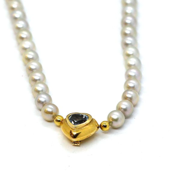 Perlenkette grau mit Herz Aquamarine Schließe 585er Gold Goldschmiedearbeit (23202)