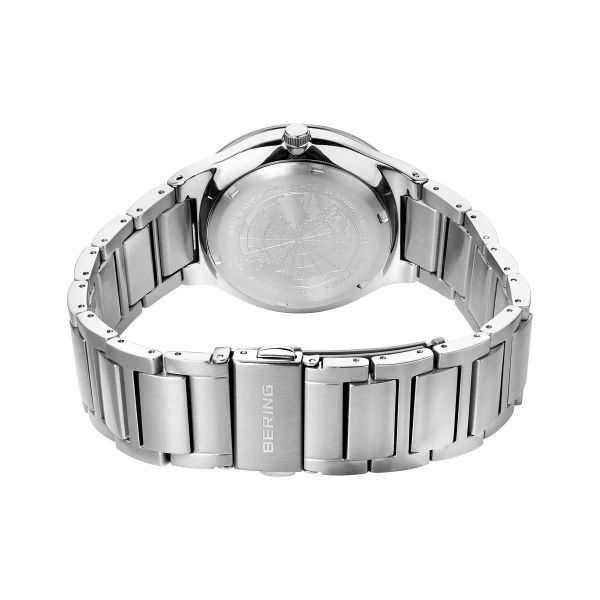 BERING Herren Armbanduhr Solar Titanium silber gebürstet 15239-777 NEU