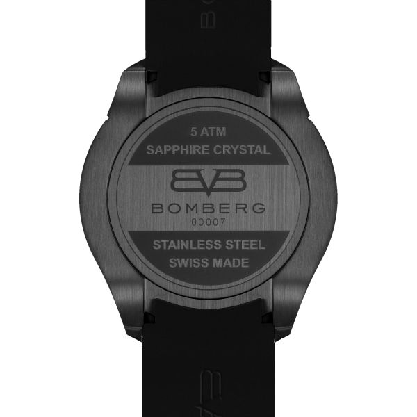 BOMBERG BOLT-68 Racing Carbon XR Chrono 45 mm Edelstahl PVD Black Silikonband BS45CHPBA.059-37.12 NE