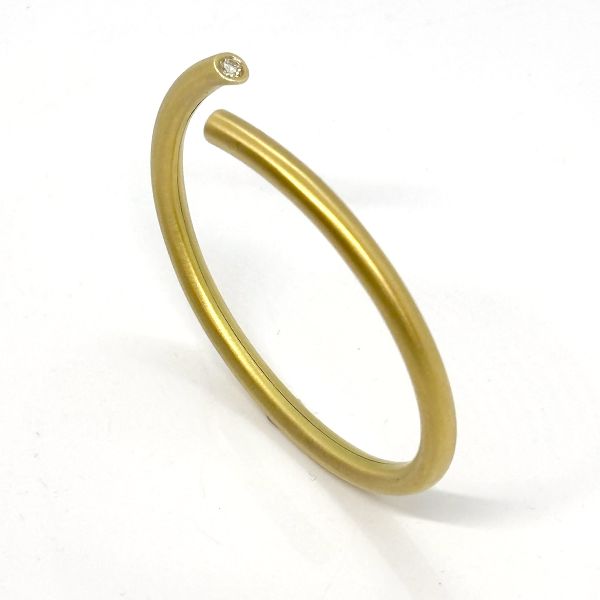 Diamant Armreif Armspange Goldschmiedearbeit 750er Gelbgold ca. 0,20 Ct Brillant (33527)