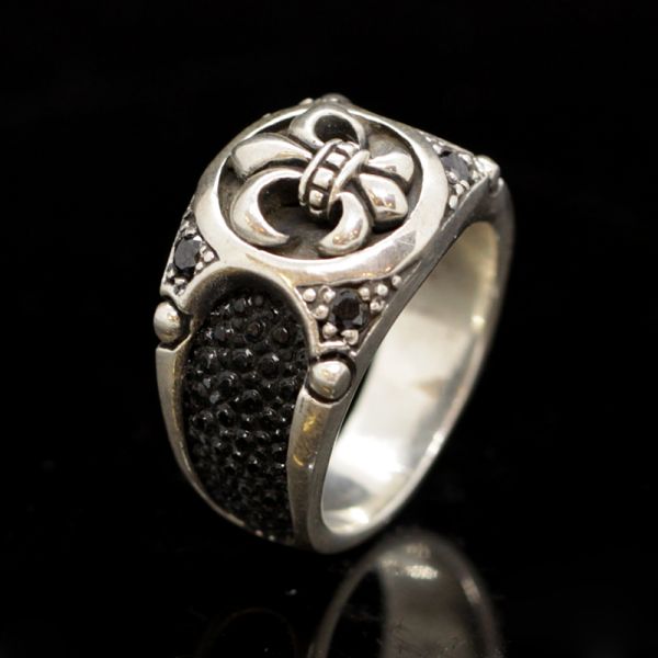 Ring "LILLY RAY" 925er Silber Rochenleder Onyx Fleur de Lys by JJJ LA GR 68 NEU