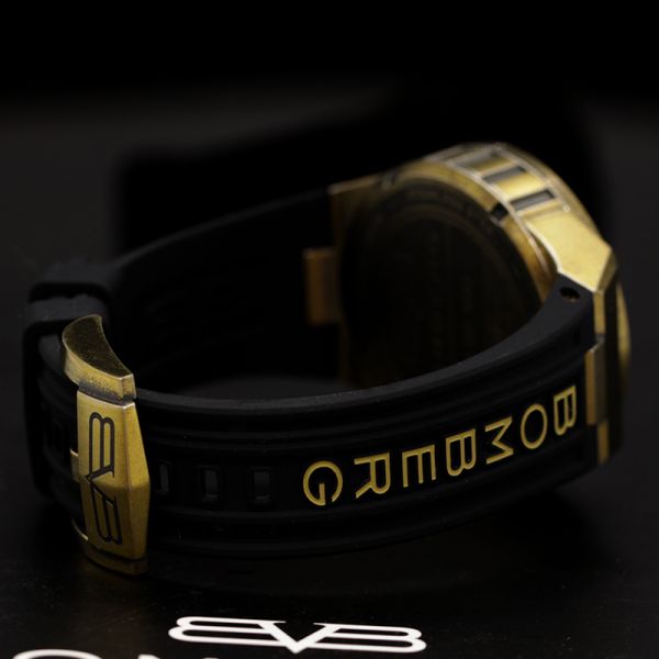 BOMBERG BOLT-68 NEO SPARTACUS - 43 mm Edelstahl PVD bronce BF43H3PBR.02-2.12 NEU