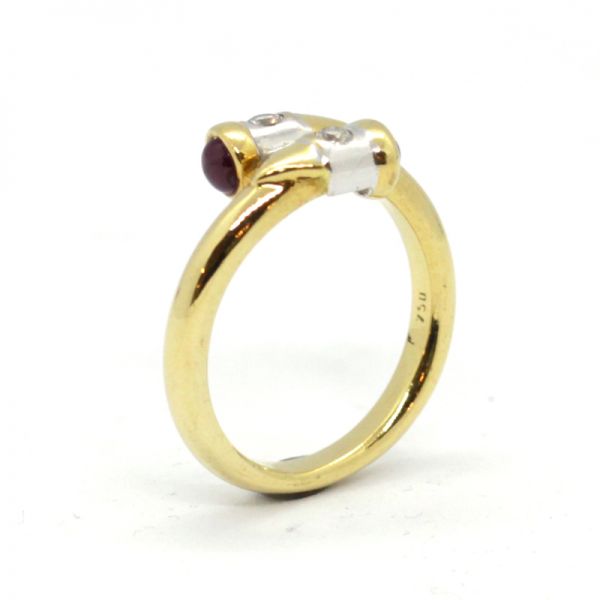 Diamant Rubin Ring 750er Gelbgold Rubin Carbochon 0,10 Ct Brillanten GR 56 (6027)
