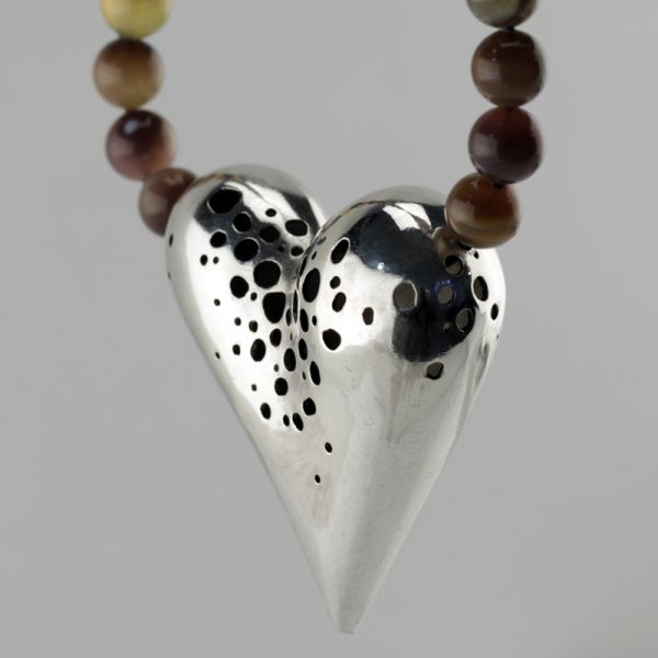 Jaspis Collier mit großen Silberherz Goldschmiedekunst 925er Silber Handarbeit