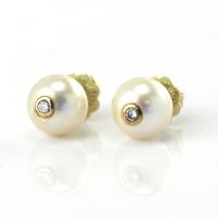 Perl Diamant Ohrstecker 585er Gelbgold Akoya Perle Ø 9 mm Einzelanfertigung (8023) Perl Diamant Ohrstecker 585er Gelbgold Akoya Perle Ø 9 mm Einzelanfertigung (8023)