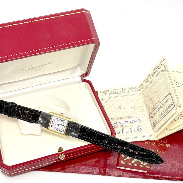 Cartier Luis Tank Armbanduhr 750er Gelbgold Quarz ca. 20 x 28 mm Box & Papiere (37405)