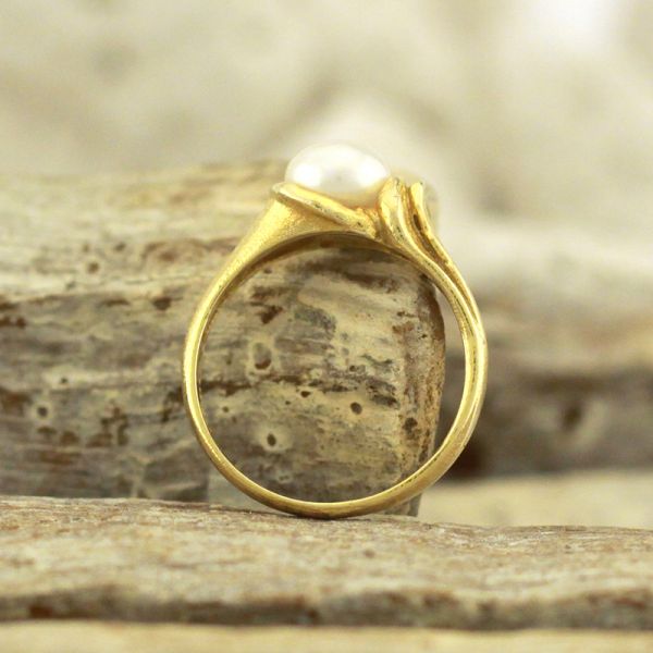 Gelbgold Ring 585 mit Süßwasserzucht Perle weiß