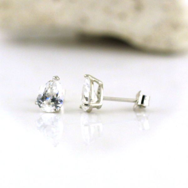 Ohrstecker 925er Silber rhodiniert Zirkonia weiß 6x8 mm Tropfen in Krampe gefasst NEU