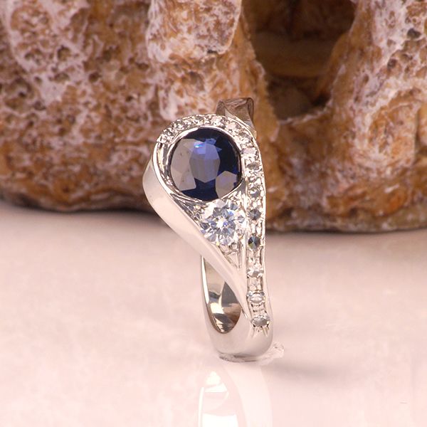 Saphir Brillant Ring Handarbeit 585er Weißgold 0,25 Ct Diamanten GR 58 (122)