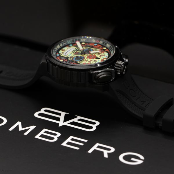BOMBERG BOLT-68 HERITAGE SUGAR SKULL - RED BS45CHPBA.060-5.12 NEU