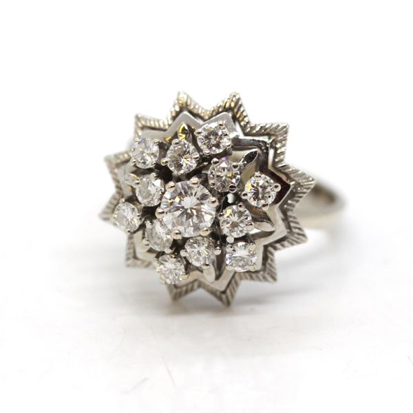 Cocktail Ring 585er Weißgold mit 13 Diamanten im Brillantschliff