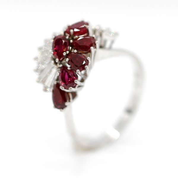Cocktail Ring 750er Weißgold mit Diamanten und Burma Rubinen GR 64 (17343)