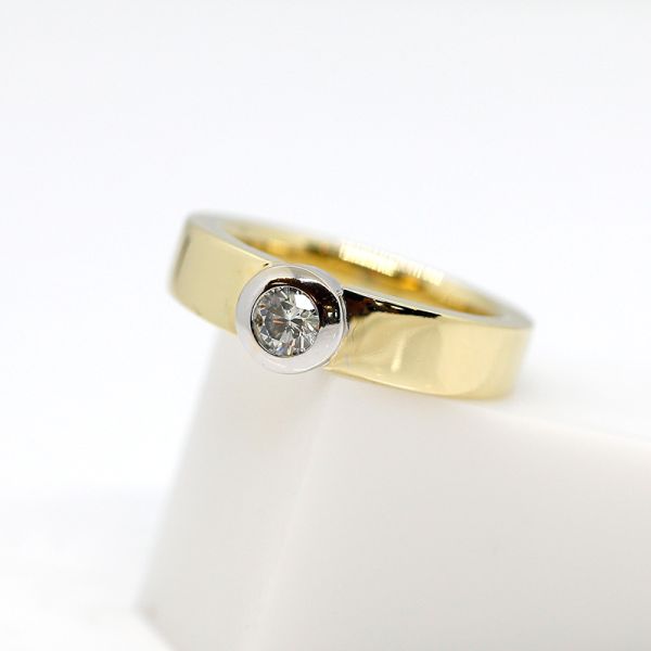 Brillantring Solitär 585er Gelbgold circa 0,30ct (22092)
