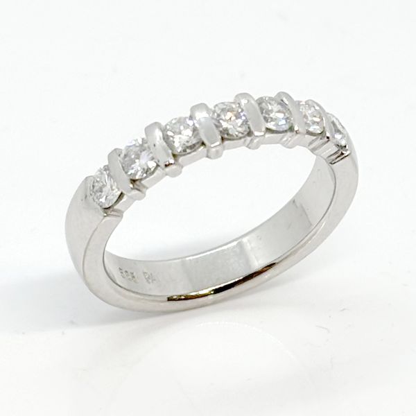 Halbmemoire Ring 585er Weißgold ca. 0,84ct Diamanten im Brillantschliff (31490)