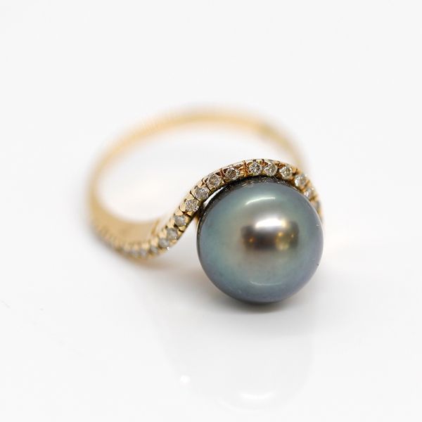 Schmuckset Ring und Ohrstecker 585er Gold mit Tahiti Perle und Diamanten (38157)