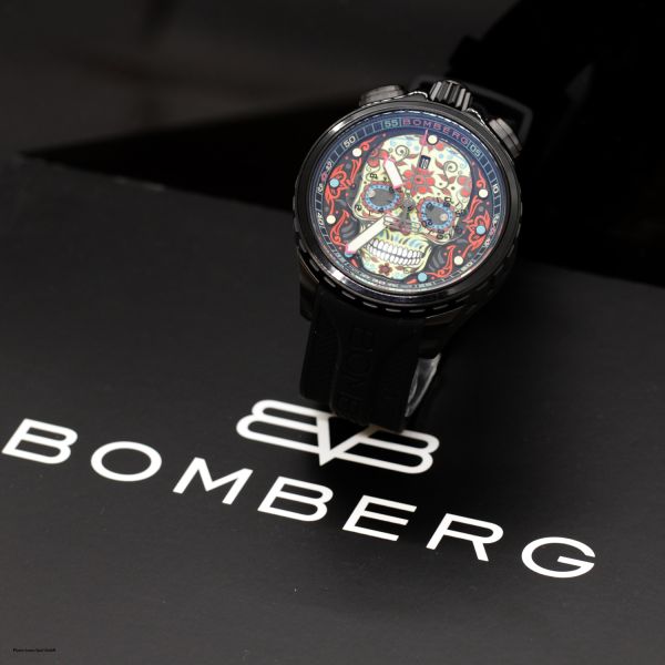 BOMBERG BOLT-68 HERITAGE SUGAR SKULL - RED BS45CHPBA.060-5.12 NEU