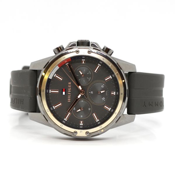 Tommy Hilfiger Herren Armbanduhr Silikonband TH.95.1.34.2929 (PF2675)