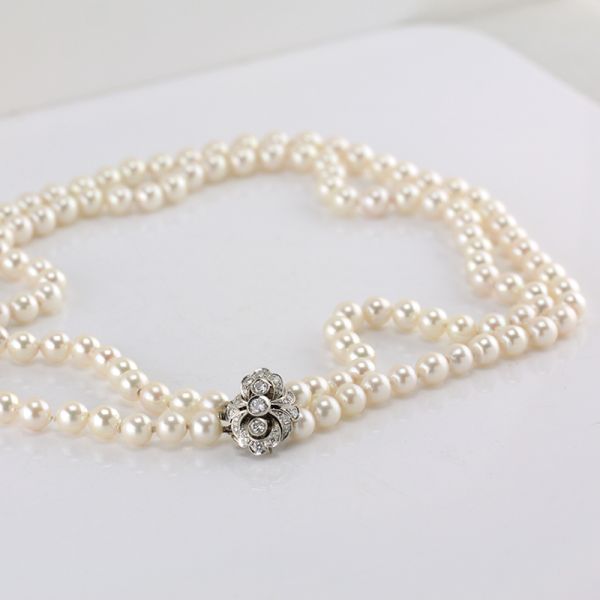 Akoya Perlen Schmuck Set Armband und Halskette mit Brillanten besetzten Weißgoldverschluß