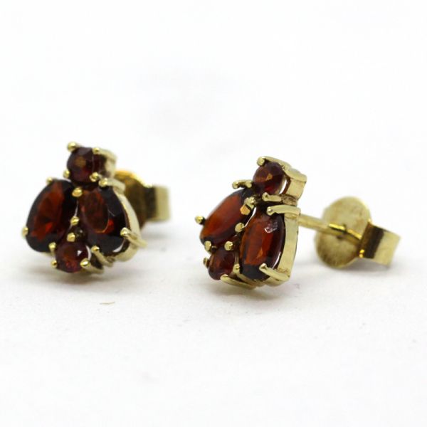 Ohrstecker Granat 333er Gelbgold (9001)