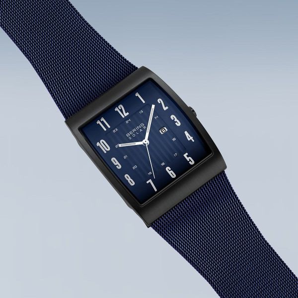 BERING Herren Armbanduhr Solar Solar schwarz/blau gebürstet 16433-327 NEU