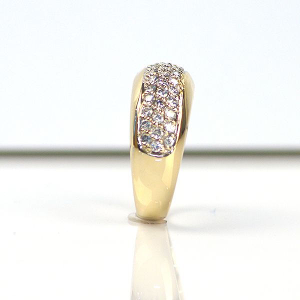 Gelbgold 585er Bandring mit Diamant Besatz im Brillantschliff GR 56 (61/17)