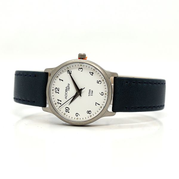Adora Saphir Damen Armbanduhr Titan AS4580 NEU