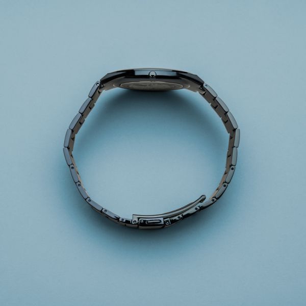 BERING Herren Armbanduhr Ultra Slim blau poliert gebürstet 17240-797 NEU