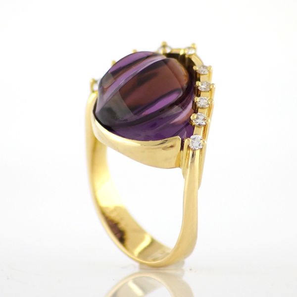 Ausgefallener Amethyst Ring 750er Gelbgold mit Diamanten