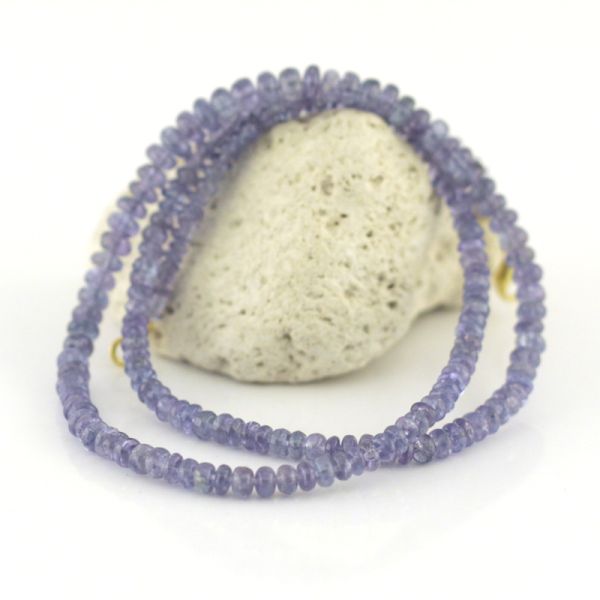 Tansanit Kette mit Verlauf 585er Gelbgold Karabiner Verschluß 45 cm