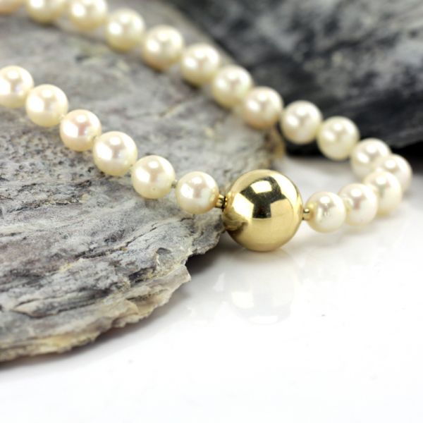 Akoya Perlenkette Jörg Heinz Steckschließe Kugel 750er Gelbgold (3494)