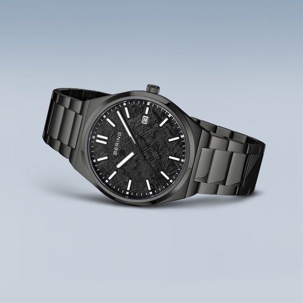 BERING Herren Armbanduhr Classic schwarz gebürstet 17639-722 NEU