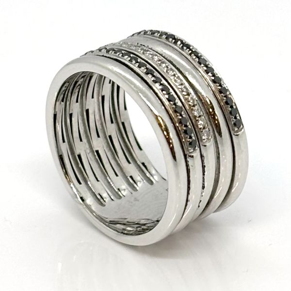 Brillant Ring 585er Weißgold kleine schwarze und weiße Diamanten im Brillantschliff GR 58 (34379)