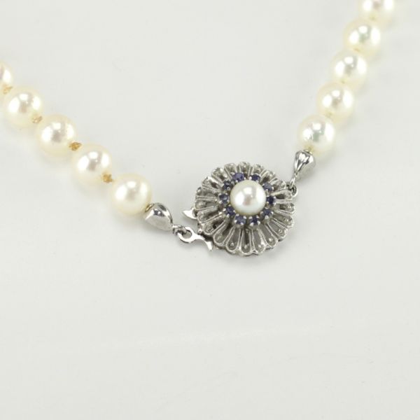 Perlenkette Akoya 750er Weißgold Saphir Schließe Perl-Ø 6,5 mm (8738)