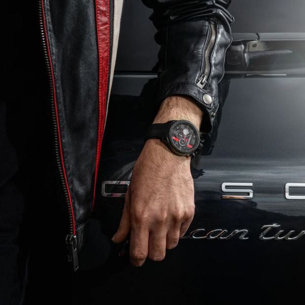 BOMBERG BOLT-68 Racing Carbon XR Chrono 45 mm Edelstahl PVD Black Silikonband BS45CHPBA.059-37.12 NE